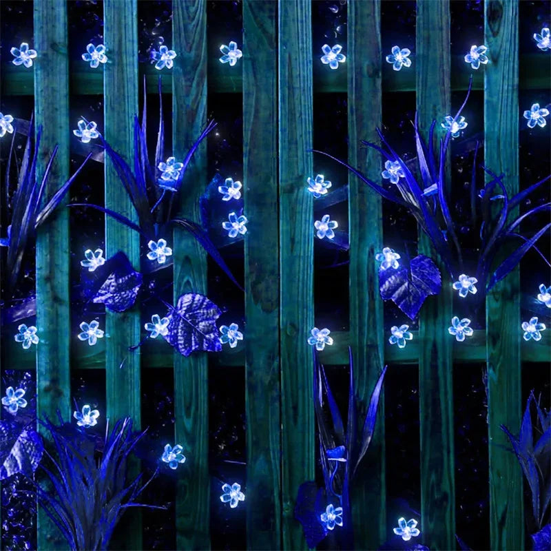 🌸 Luci Solari a Forma di Fiori – Catena Luminosa Decorativa da Giardino